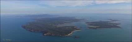 Townsend Island and Leicester Island  - Byfield National Park - QLD H (PBH4 00 18647)